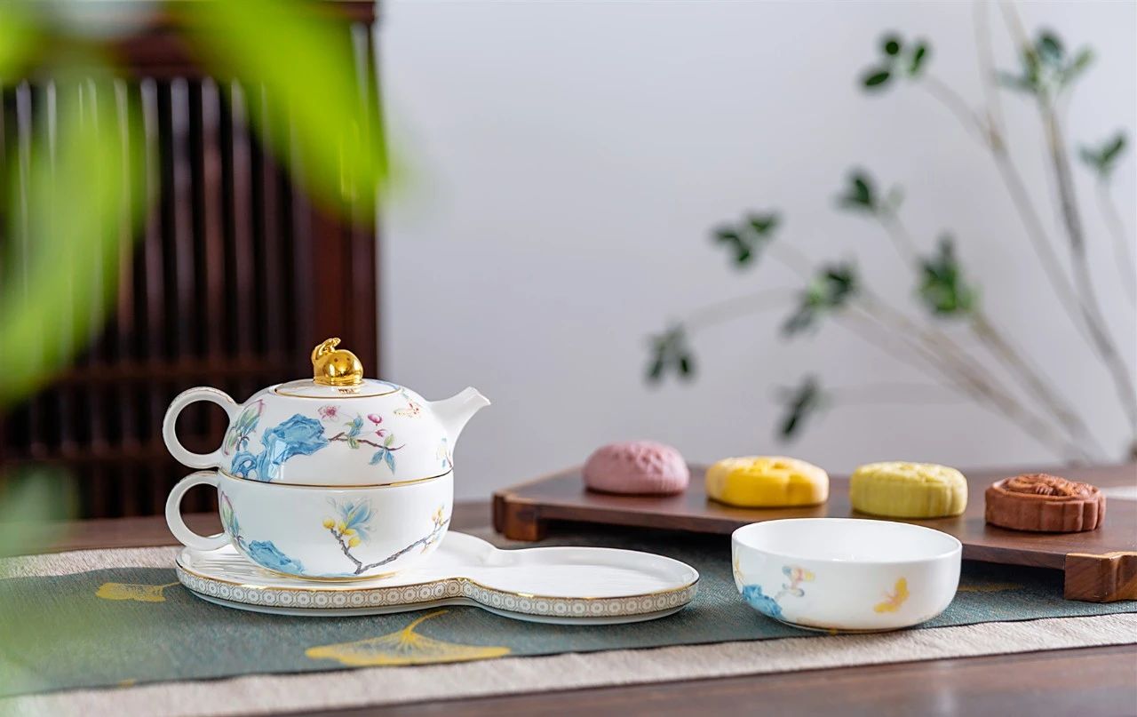 以至臻品质打造江苏好礼丨ledger钱包官网陶瓷《春华》悦途茶具获评“江苏优选好礼”